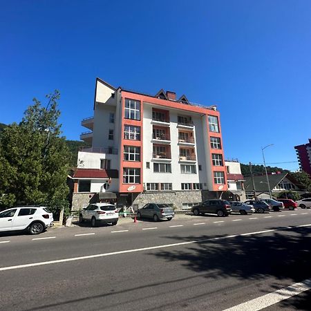 Vila Trandafirul Si Liliacul Otel Căciulata Dış mekan fotoğraf